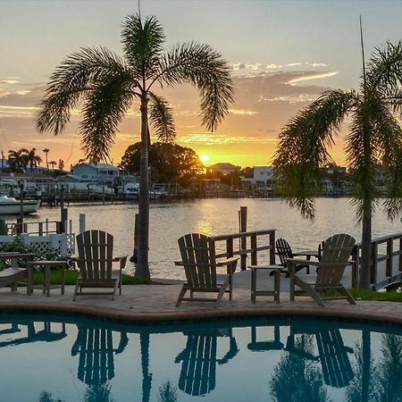 Waterfront Luxury W/ Heated Salt Pool & Golf Cart Villa Clearwater Beach Exterior photo