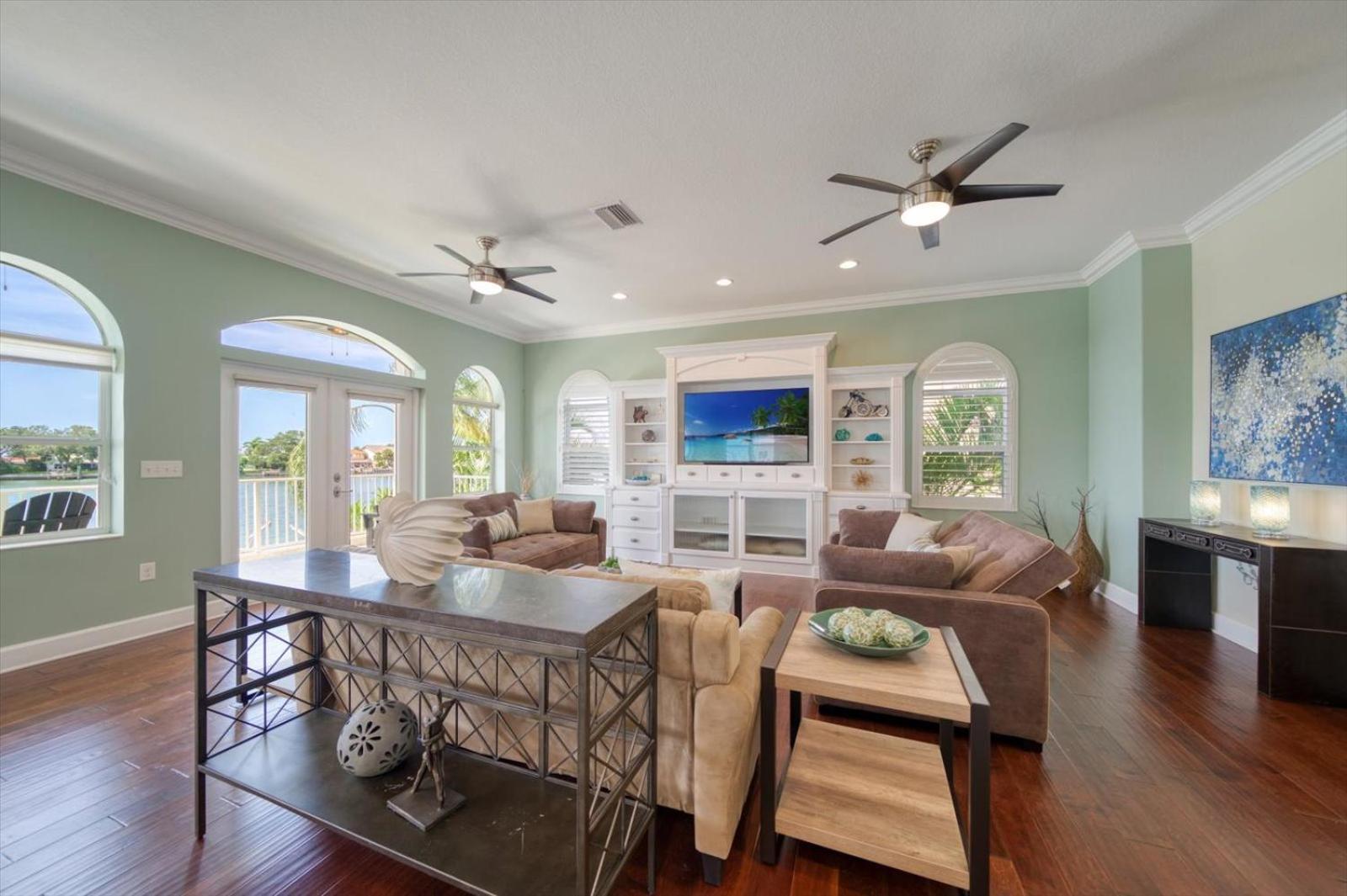 Waterfront Luxury W/ Heated Salt Pool & Golf Cart Villa Clearwater Beach Exterior photo
