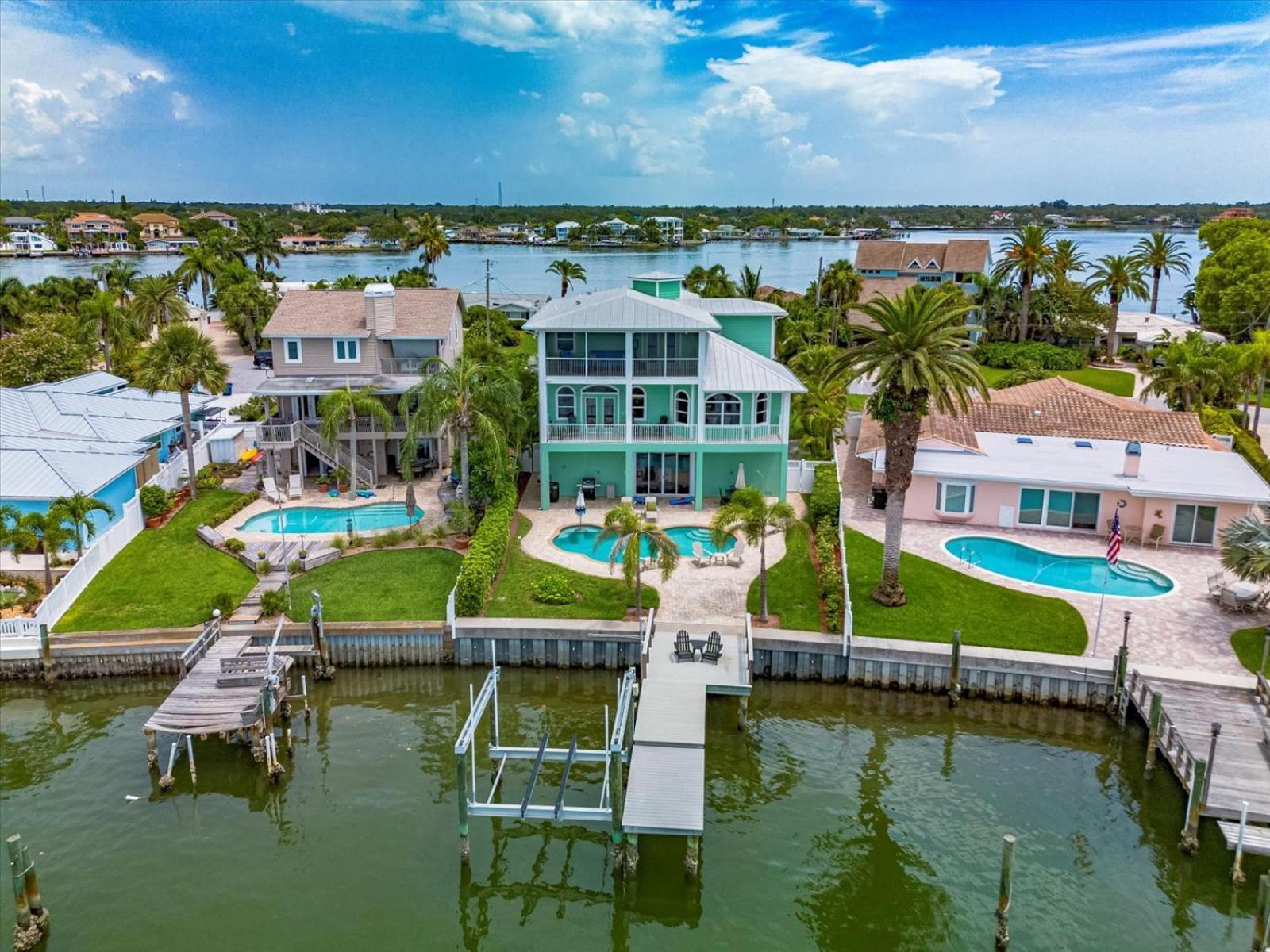 Waterfront Luxury W/ Heated Salt Pool & Golf Cart Villa Clearwater Beach Exterior photo